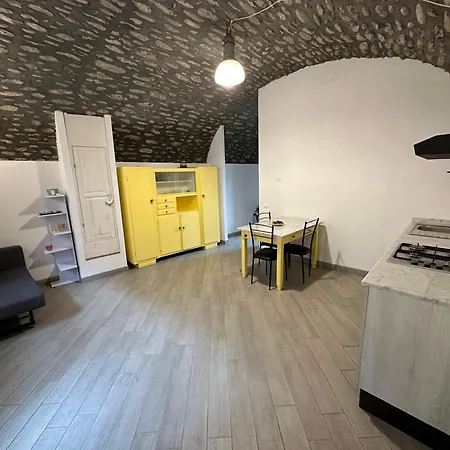 La Casa Nel Borgo Appartamento Terrarossa (Tuscany)